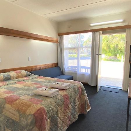 The Terang Motor Inn Dış mekan fotoğraf