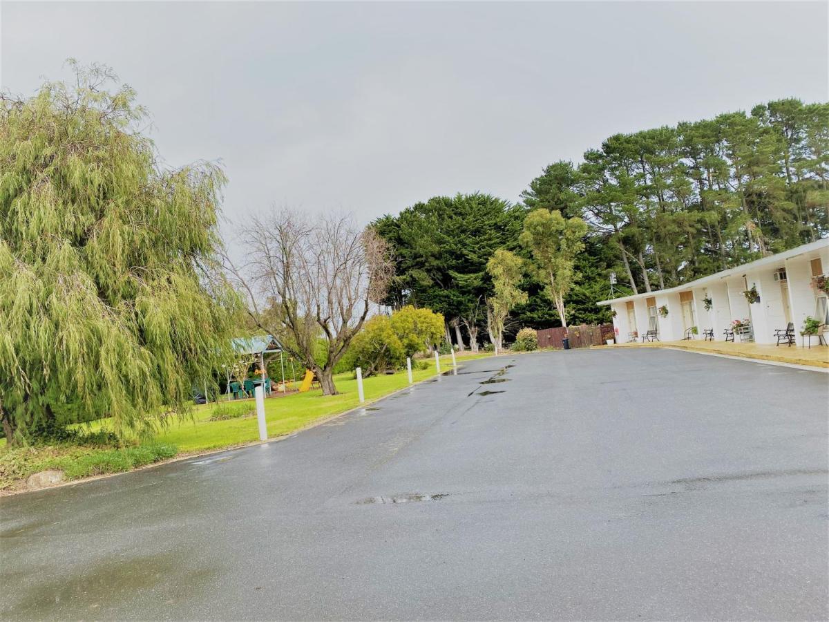 The Terang Motor Inn Dış mekan fotoğraf